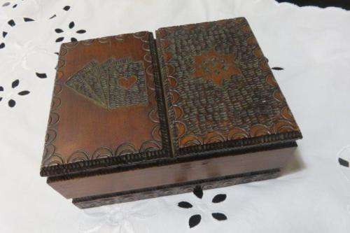 Wooden card box