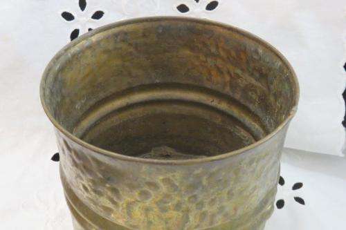 Brass planter