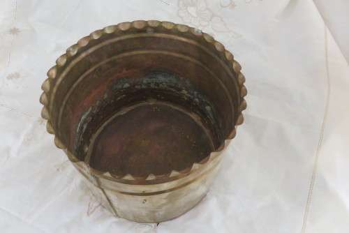 Brass planter