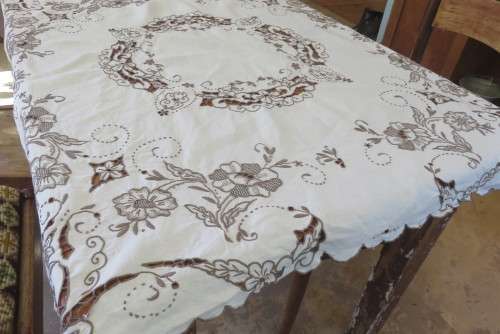 Madeira embroidered tablecloth - 1m x 1m