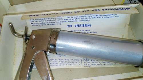 Biscuit gun