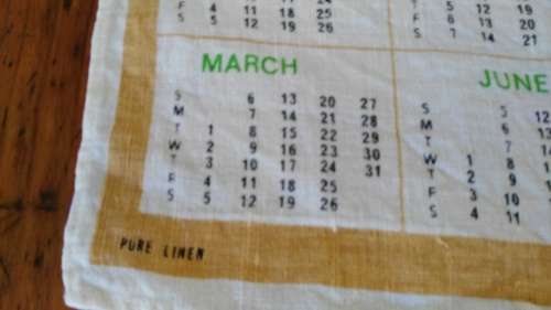 Tea towel - linen- Australia 1974 calendar  - good used condition