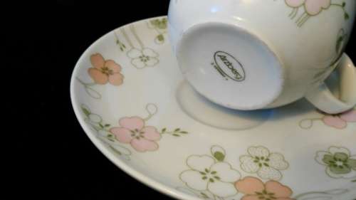 2 Arzberg teacups - good condition