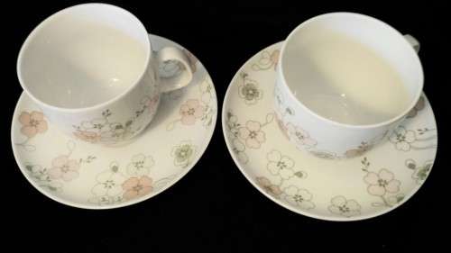 2 Arzberg teacups - good condition