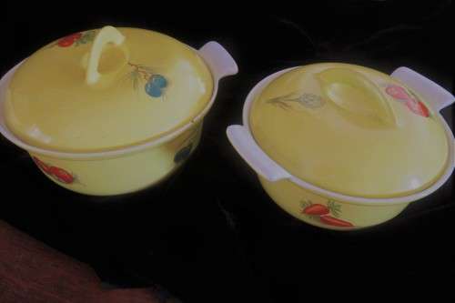 Cast iron and enamel casserole pots - made in Belgium - 1.5l and 1l