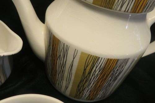 Midwinter - Sienna - teapot, jug and sugar bowl