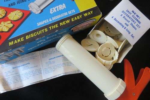 Ideal biscuit and icing gun