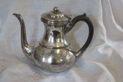 Sheffield teapot - Cooper brothers - silver plated