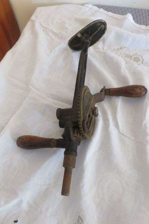 Hand drill - 40cm