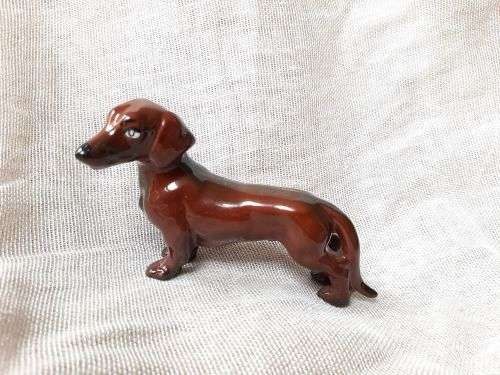 Daschund dog ornament 12.5cm long