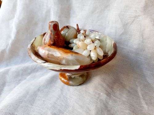 Gorgeous Onyx fruit stand with 4 fruit