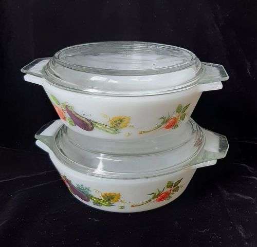 JAJ Pyrex milk glass oven dishes with glass lids