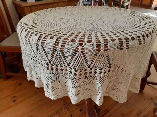 Crochet tablecloth - round - cream - 188cm - cotton -  good condition