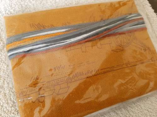 Tapestry canvas kit - longstitch -  with yarns, needle and canvas