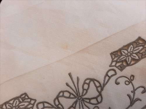 Set of 5 large Madeira embroidered linen napkins -43 x 43 cm