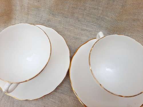 2 x Royal Vale teacup and saucer