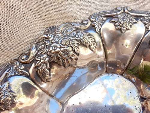 Fabulously ornate silverplate EPNS fruit bowl - 33cm