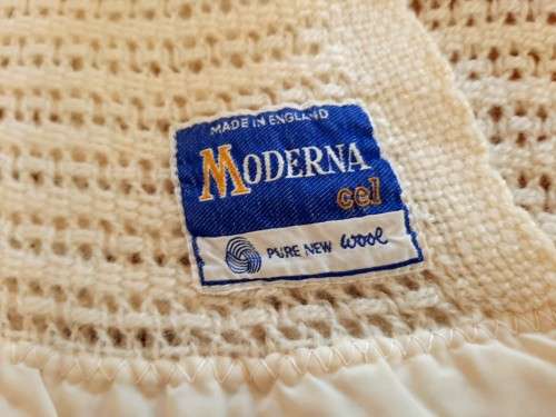 Pure wool open weave blanket - Moderna - small - 80 x 120cm