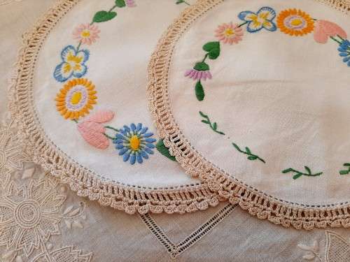 Doilie mats - vanity set - hand embroidered