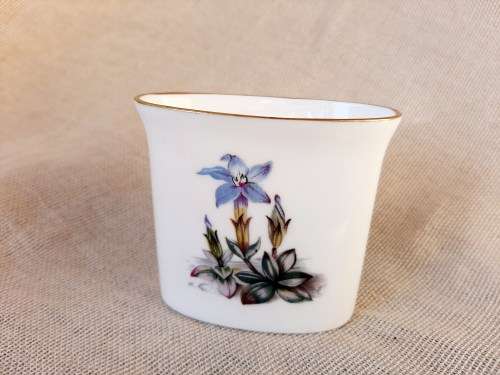 Royal Worcester toothpick holder 6.5cm toothpick holder