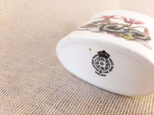 Royal Worcester toothpick holder 6.5cm toothpick holder