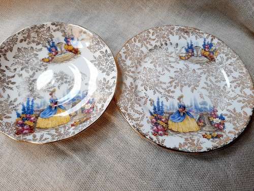 Queen Anne bone china -  pattern 8158 - trio