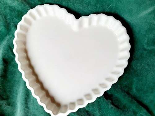 Le Creuset quiche dish - fluted, heart shape - 30 cm - 17-50