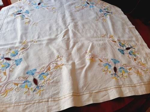 Cream, linen, embroidered tablecloth - square - 88 x 88cm