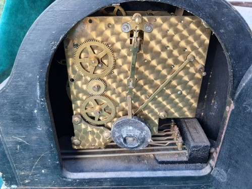 Mantel Clock - poor condition 29 x 10 x 21cm