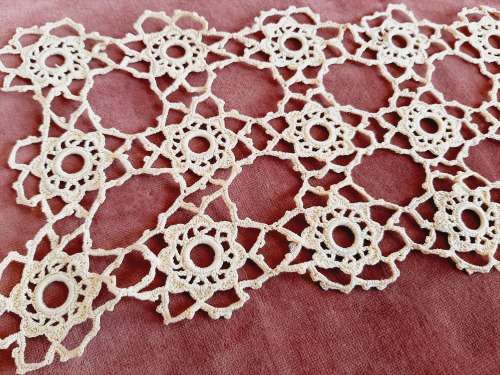 Crocheted mat - golden colour - 16 x 33cm