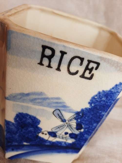 Blue and white cannister - rice - 17cm high x 11cm x 11cm