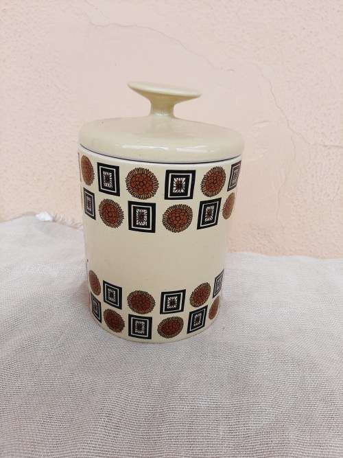 Retro storage pot - 18cm high