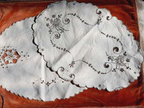 2 oval embroidered doilies  - 50cm - small marks