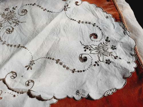 2 oval embroidered doilies  - 50cm - small marks