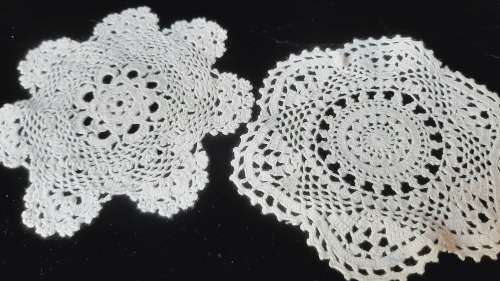 3 small white doilies - 13-14cm