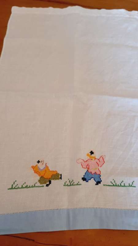 Vintage guest towel - 54 x 35 cm with cross stitch Chinese motif