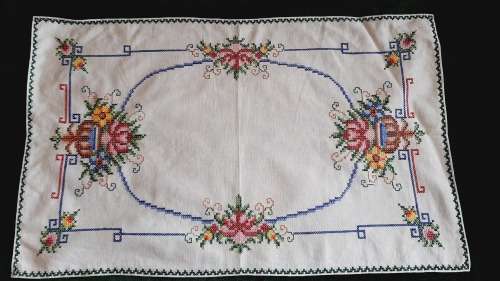 Cross stitch cotton tray cloth -  51 x 29 cm