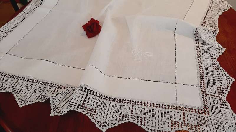 White linen tablecloth with filet crochet edging- square - 95 x 95cm
