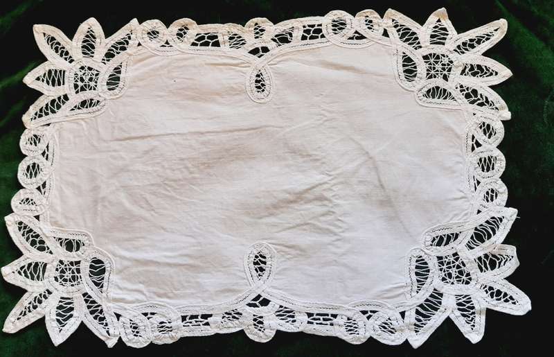 Battenburg lace tray cloth -white - 42 x 28 cm