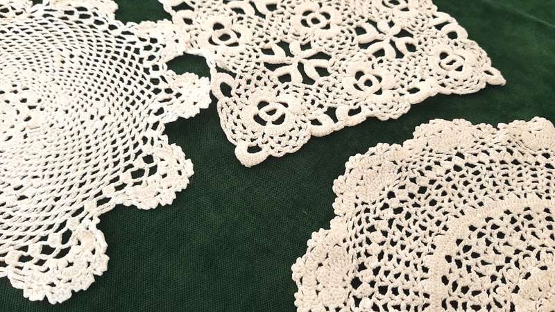 Lot of 6 doilies -  13-21cm