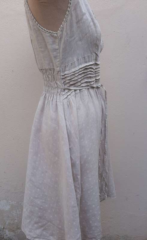 Linen dress -made in Italy - size  medium 36