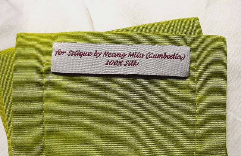 Set including silk runner, 6 place mats and 6 napkins - Cambodia - unused, as new