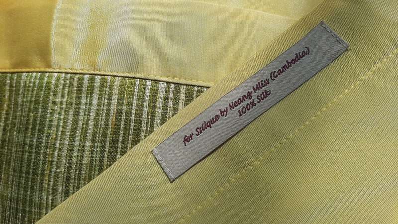 Set including silk runner, 6 place mats, 6 coasters and 6 napkins - Cambodia - unused, as new