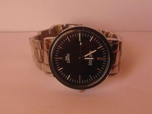 Men's Watch - Knuode K885 Round Fashion Analog  with battery (Black on Silwer)