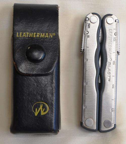 Leatherman Blast   with leather pouch