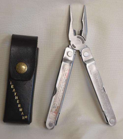 Leatherman Supertool + leather Pouch. Camping 4x4 Handyman