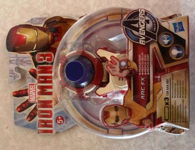 Marvel Iron Man 3 ARC FX Wrist Repulsor Gear