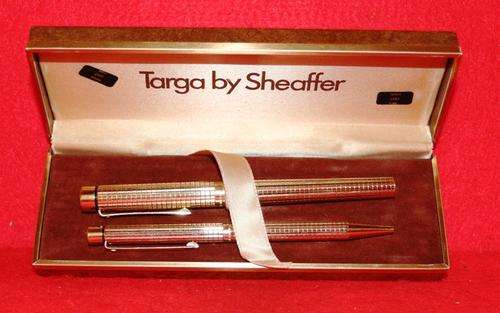 Targa by Sheaffer Ballpoint and Fountain pen set - set In Gold Plate Cheque with Gold Plated Trim