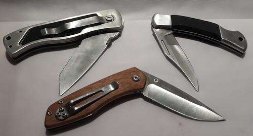 Three Lock Blade pocket knives In Good Condition, camping fishing 4x4
