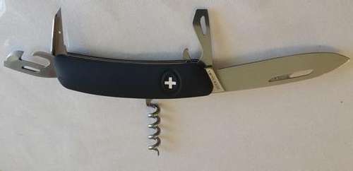 Swiss Army Knife - A15-257 Black Scales Swiza Good Condition